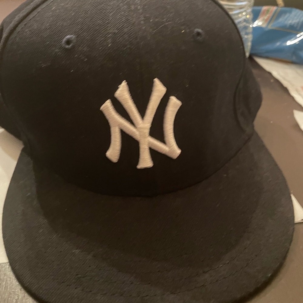 New York Yankees fitted hat